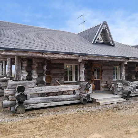 Holiday home Kaamosgammi By Interhome